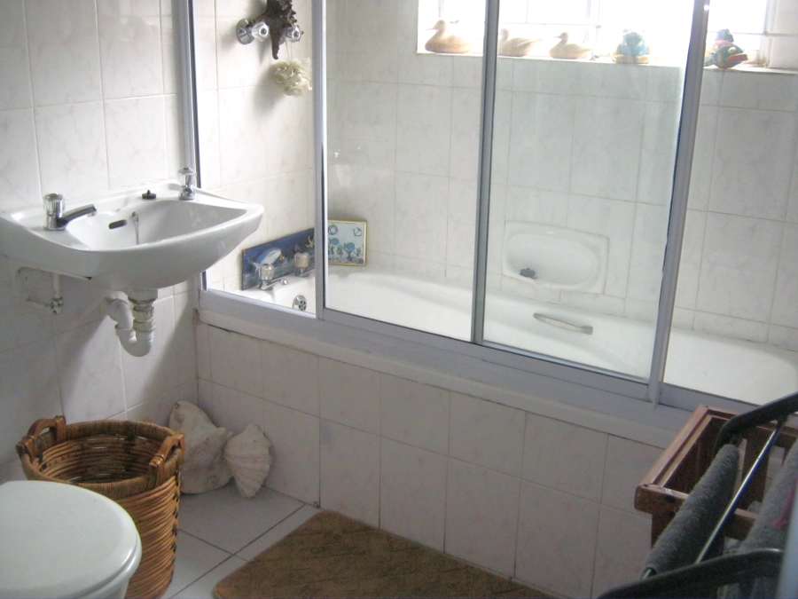 2 Bedroom Property for Sale in Strand South Western Cape